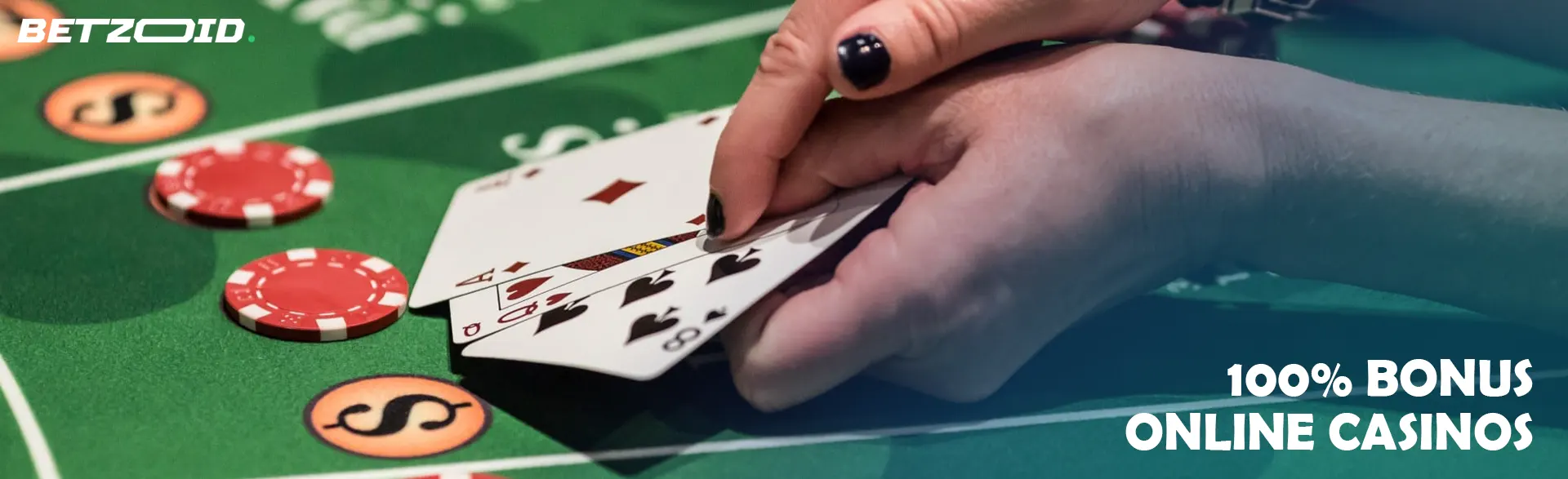 The player shows cards during the game.