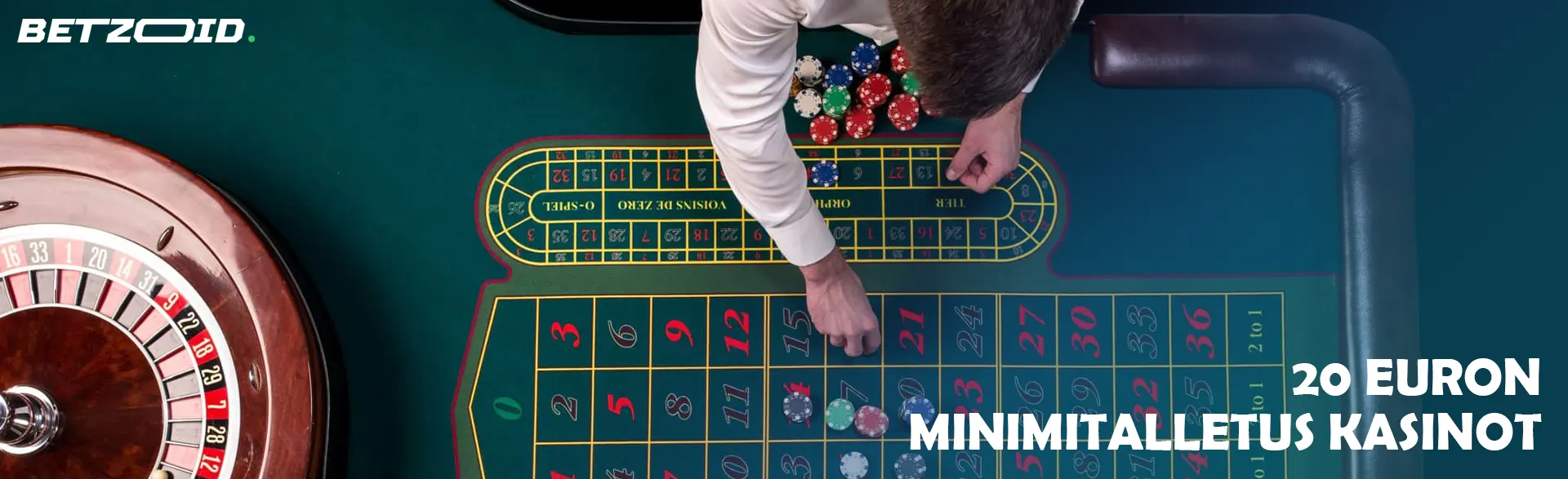 Pelaaja asettaa pelimerkit rulettipöydälle.