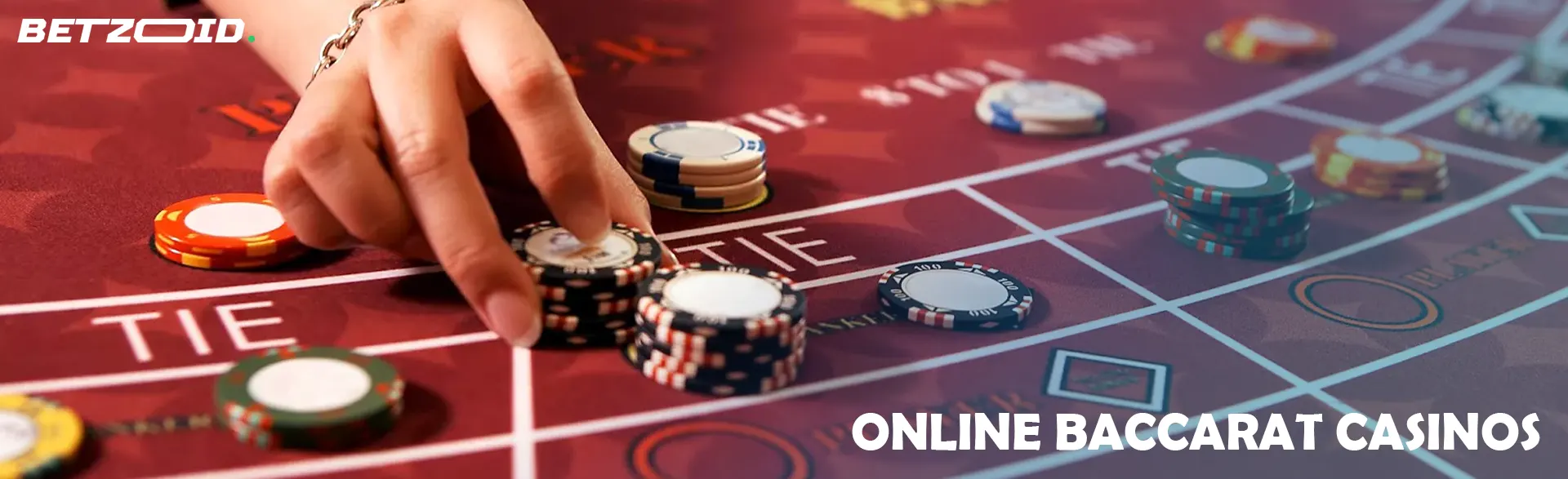 Ein Spieler legt Chips auf den Casinotisch.