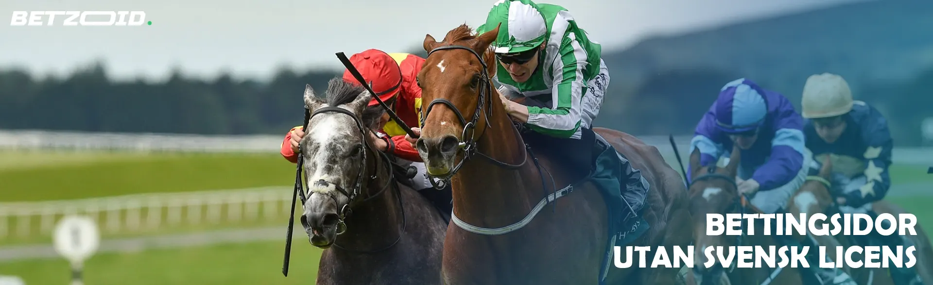 Jockeys på hästar under ett lopp.